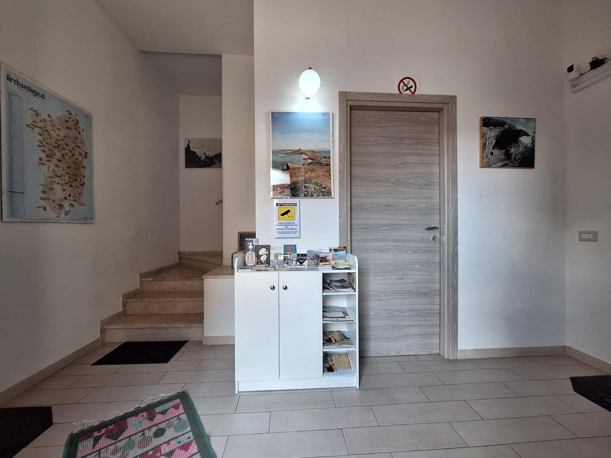 Perdanoa - Appartamenti Ghilarza Exteriér fotografie